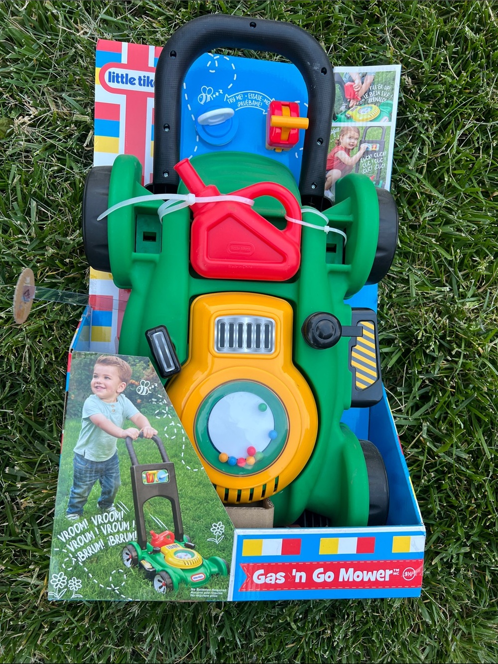 Little Tikes Gas 'n Go Mower & Disney Mickey Mouse Fire truck